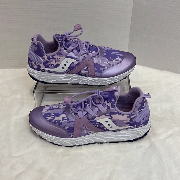 Saucony Sneakers S-Voxel Size 7 - Picture 3 of 12